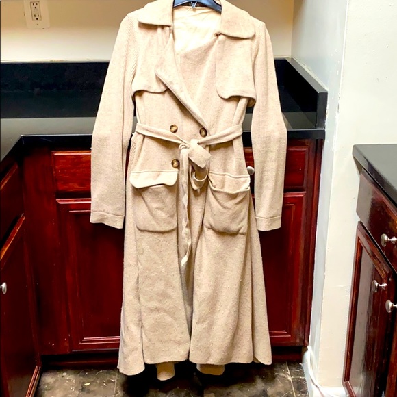 BCBGMaxAzria Jackets & Blazers - BCBGMAXAZRIA  trench coat